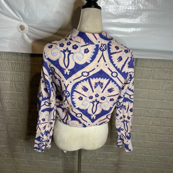 Christian Siriano Blue and Pink Patterned Top - Picture 4 of 6